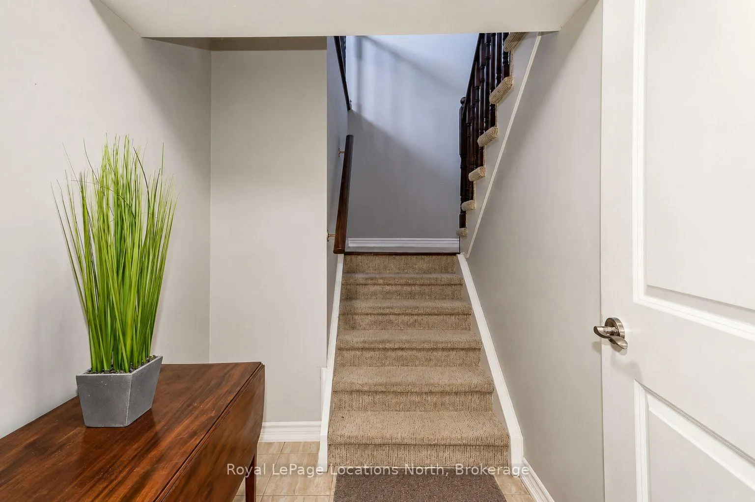 Photo 28 of 37 Kells Crescent, Collingwood — HOMEH