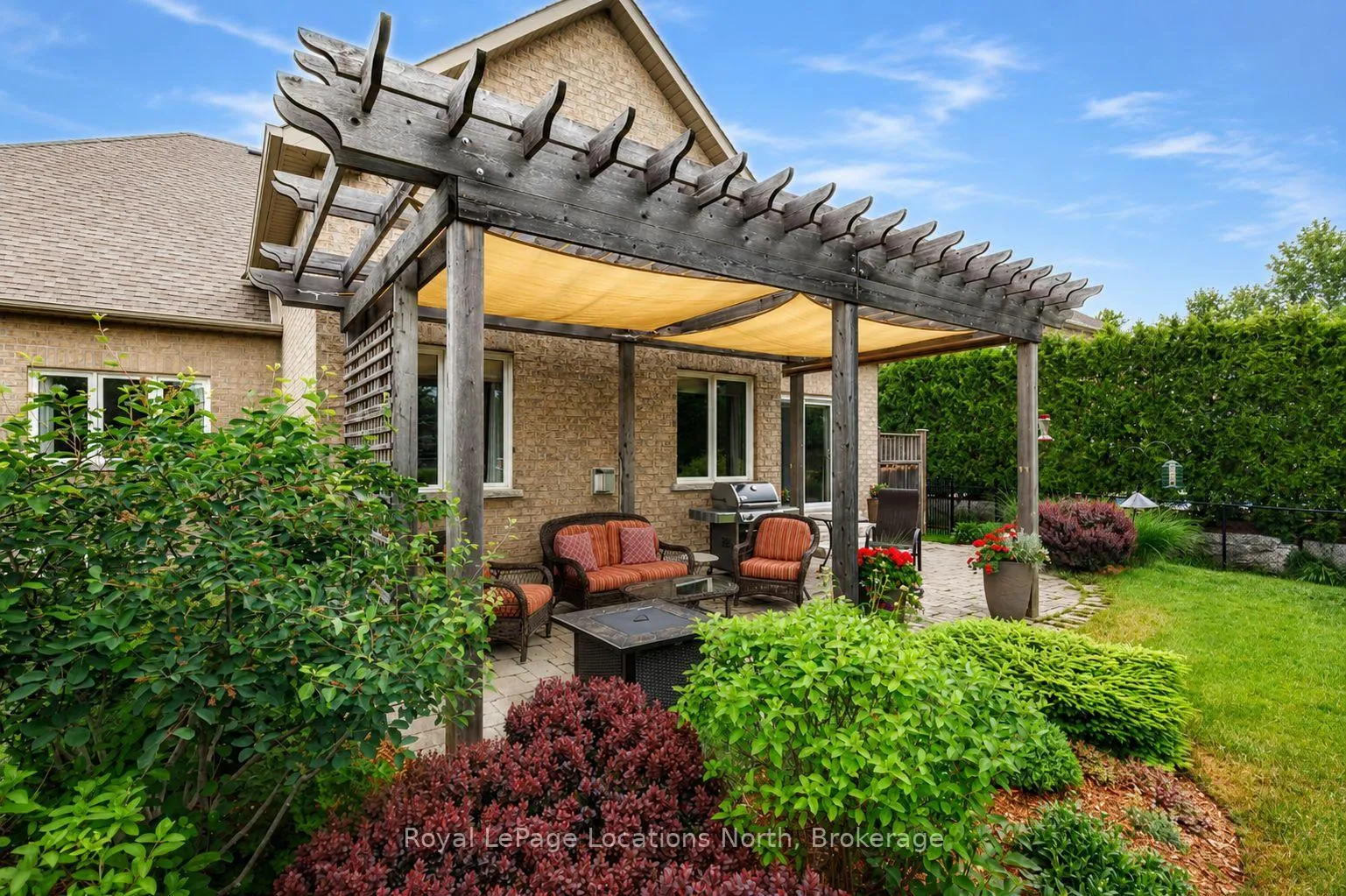 Photo 41 of 37 Kells Crescent, Collingwood — HOMEH
