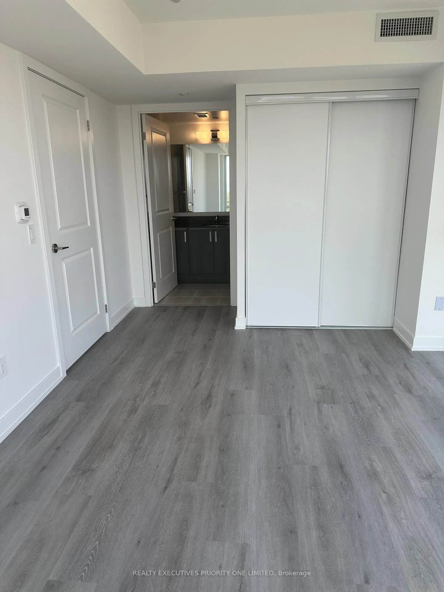 Photo 15 of Unit 1705, 1010 Sandy Beach Road, Pickering, Bay Ridges — HOMEH