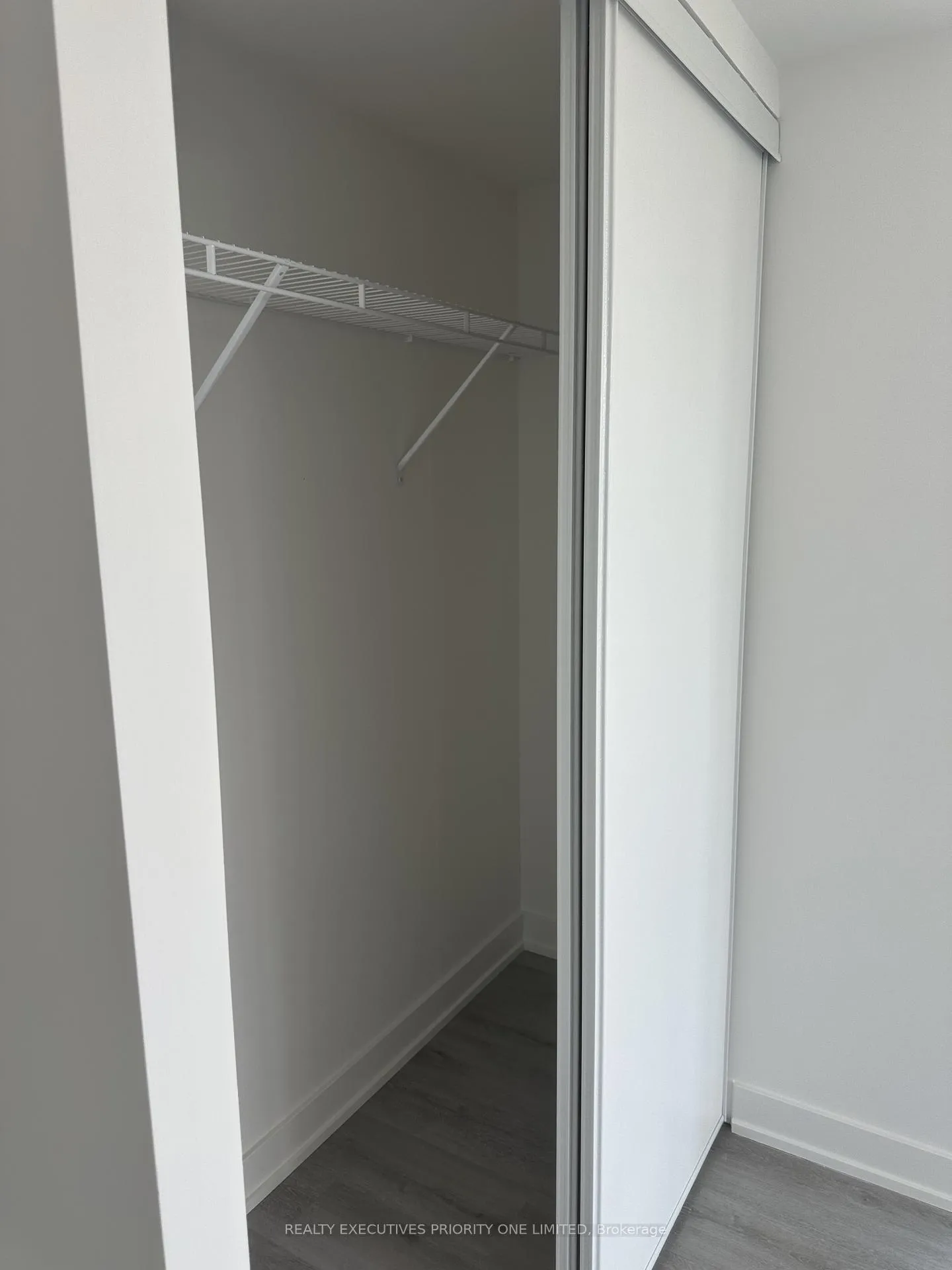 Photo 16 of Unit 1705, 1010 Sandy Beach Road, Pickering, Bay Ridges — HOMEH