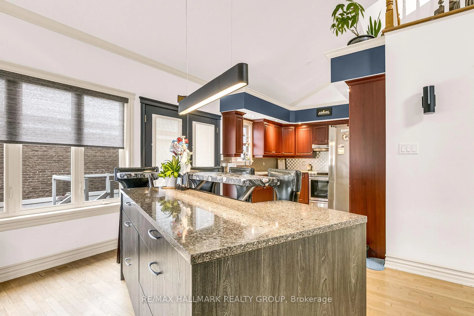 Photo 8 of 2051 Frank Bender Street, Ottawa, Chateauneuf — HOMEH