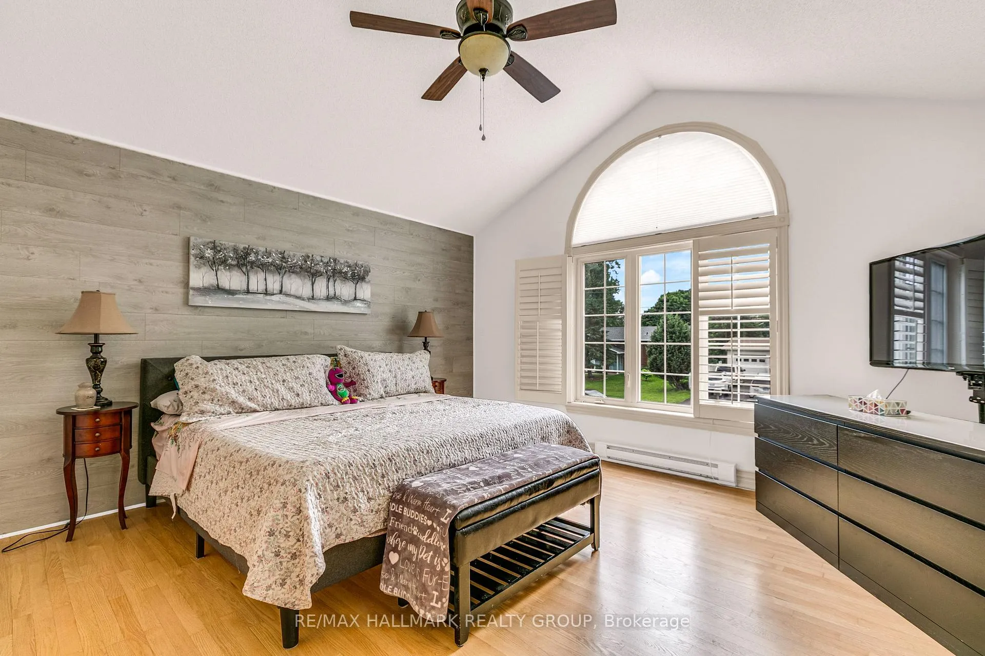 Photo 12 of 2051 Frank Bender Street, Ottawa, Chateauneuf — HOMEH