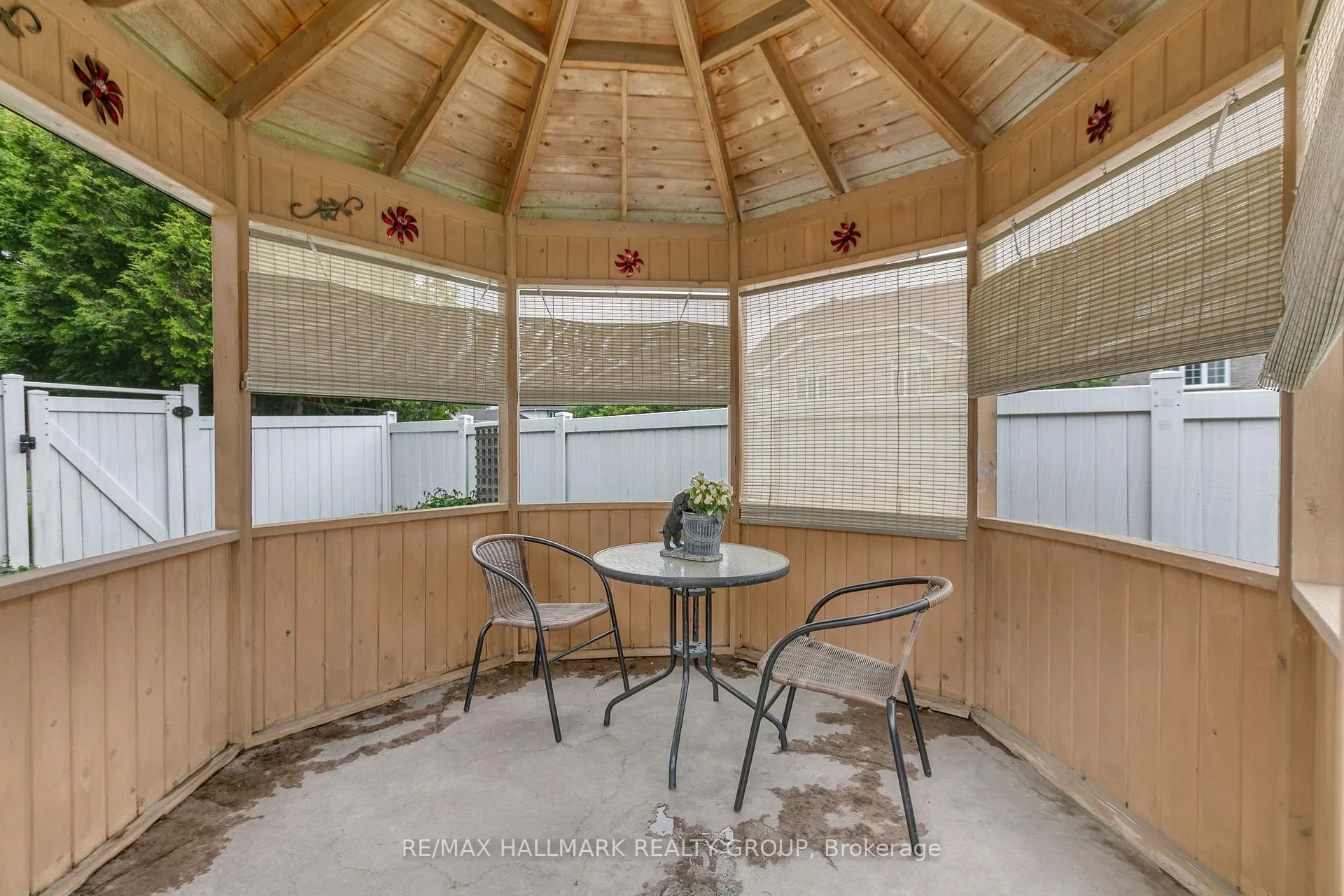 Photo 32 of 2051 Frank Bender Street, Ottawa, Chateauneuf — HOMEH
