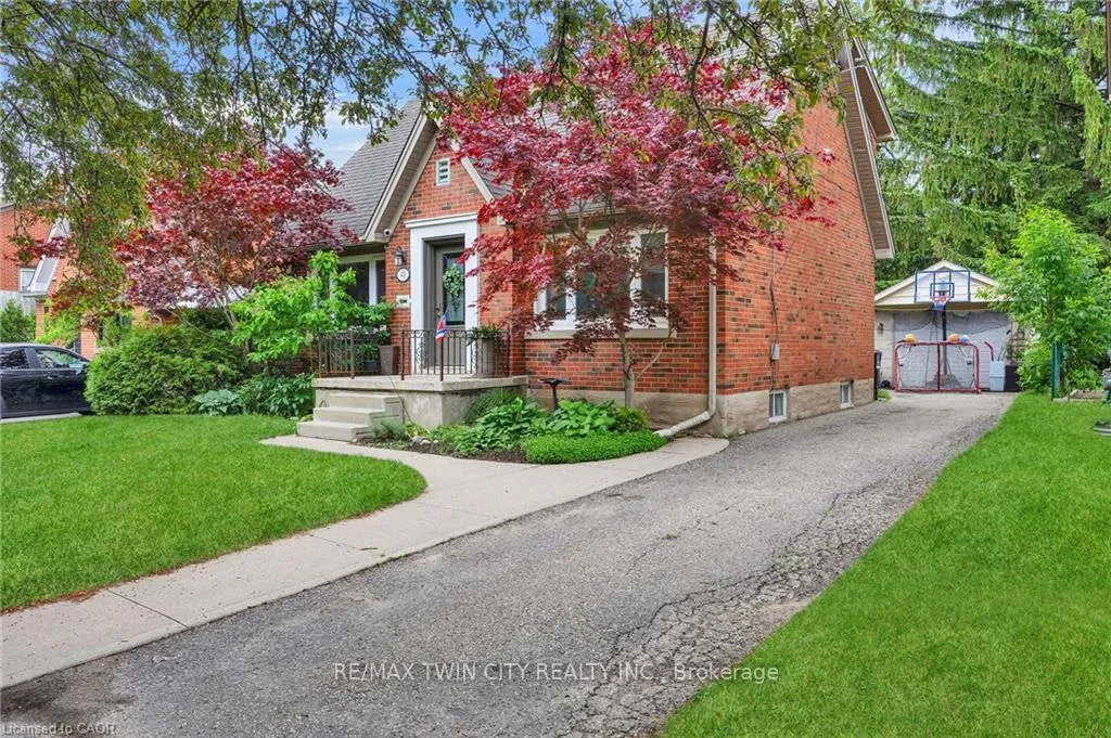 Photo 2 of 45 Glendale Road, Kitchener — HOMEH