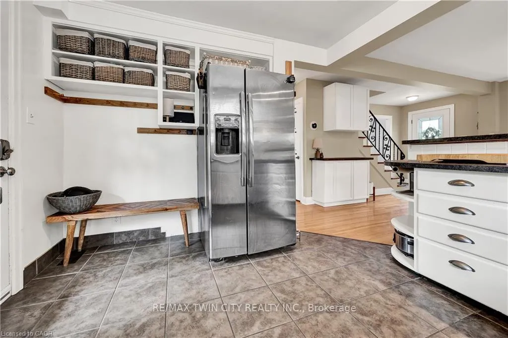 Photo 11 of 45 Glendale Road, Kitchener — HOMEH