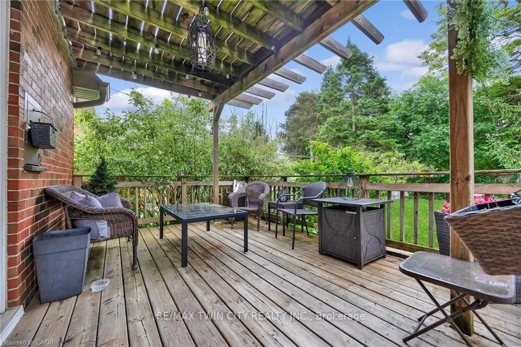 Photo 31 of 45 Glendale Road, Kitchener — HOMEH