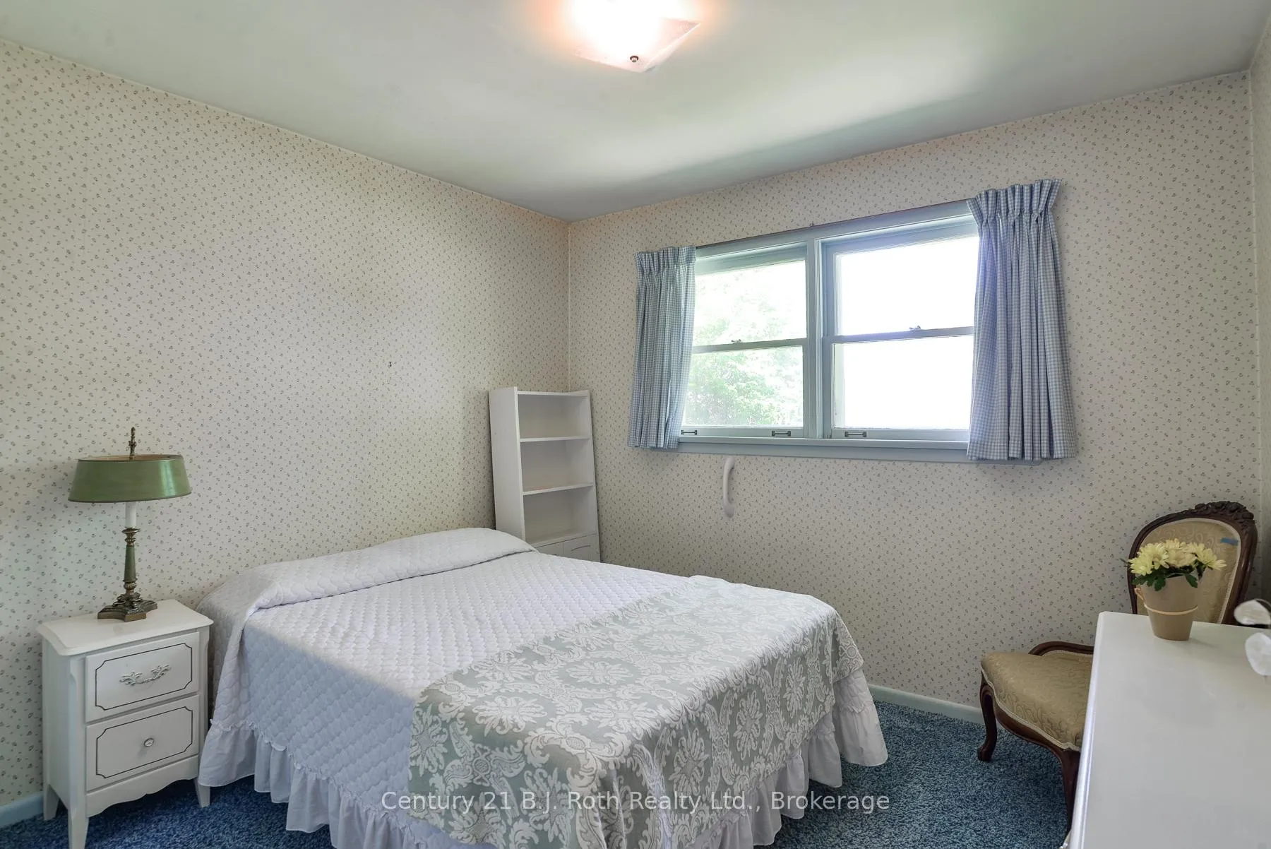 Photo 13 of 233 Lawrence Avenue, Orillia — HOMEH