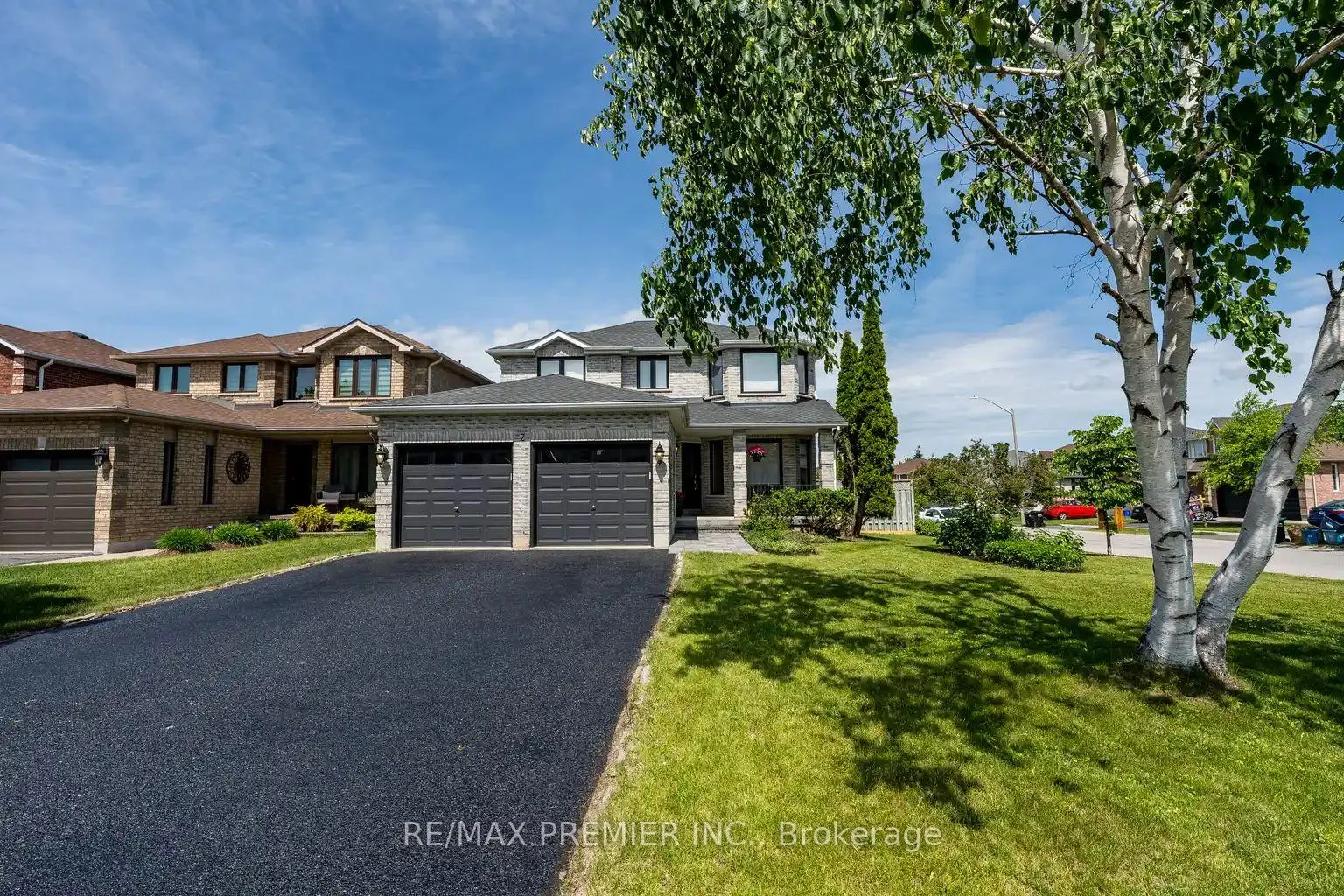 Photo 2 of 2 Grace Crescent, Barrie, Painswick South — HOMEH