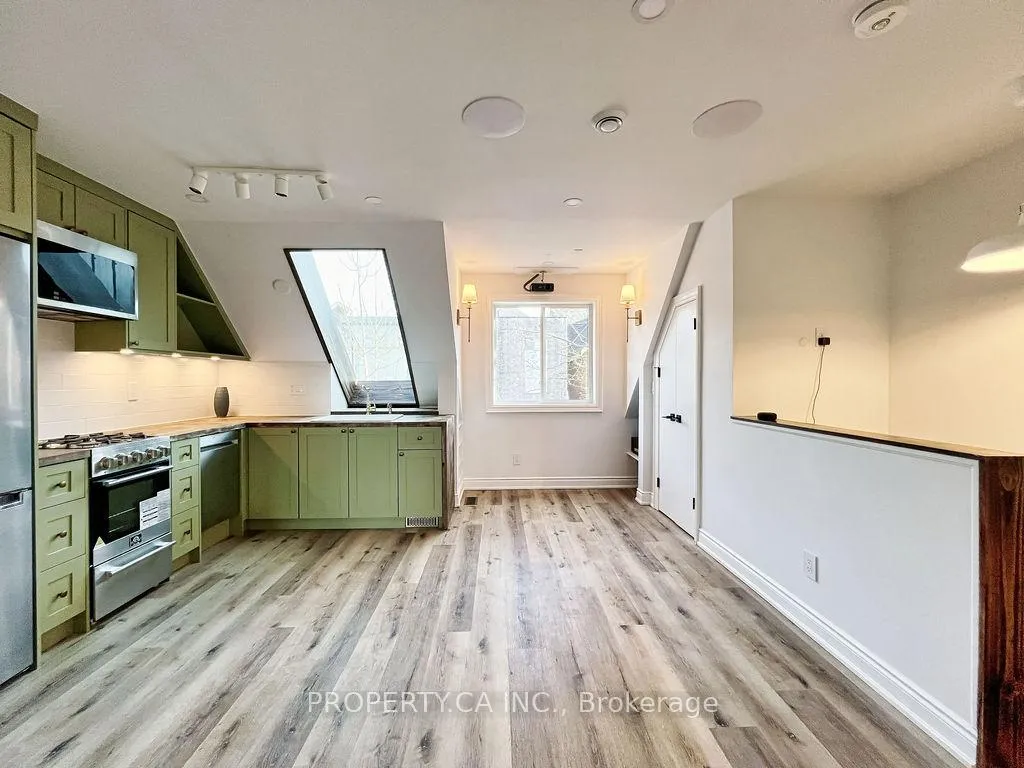 Photo 2 of Unit Laneway Apt, 340 Main Street, Toronto, East End-Danforth — HOMEH