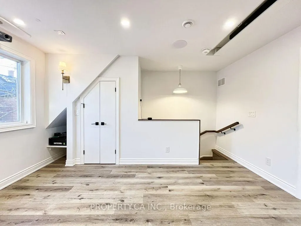 Photo 5 of Unit Laneway Apt, 340 Main Street, Toronto, East End-Danforth — HOMEH