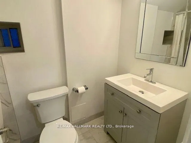Photo 9 of Unit Upper, 19 Luttrell Avenue, Toronto, East End-Danforth — HOMEH