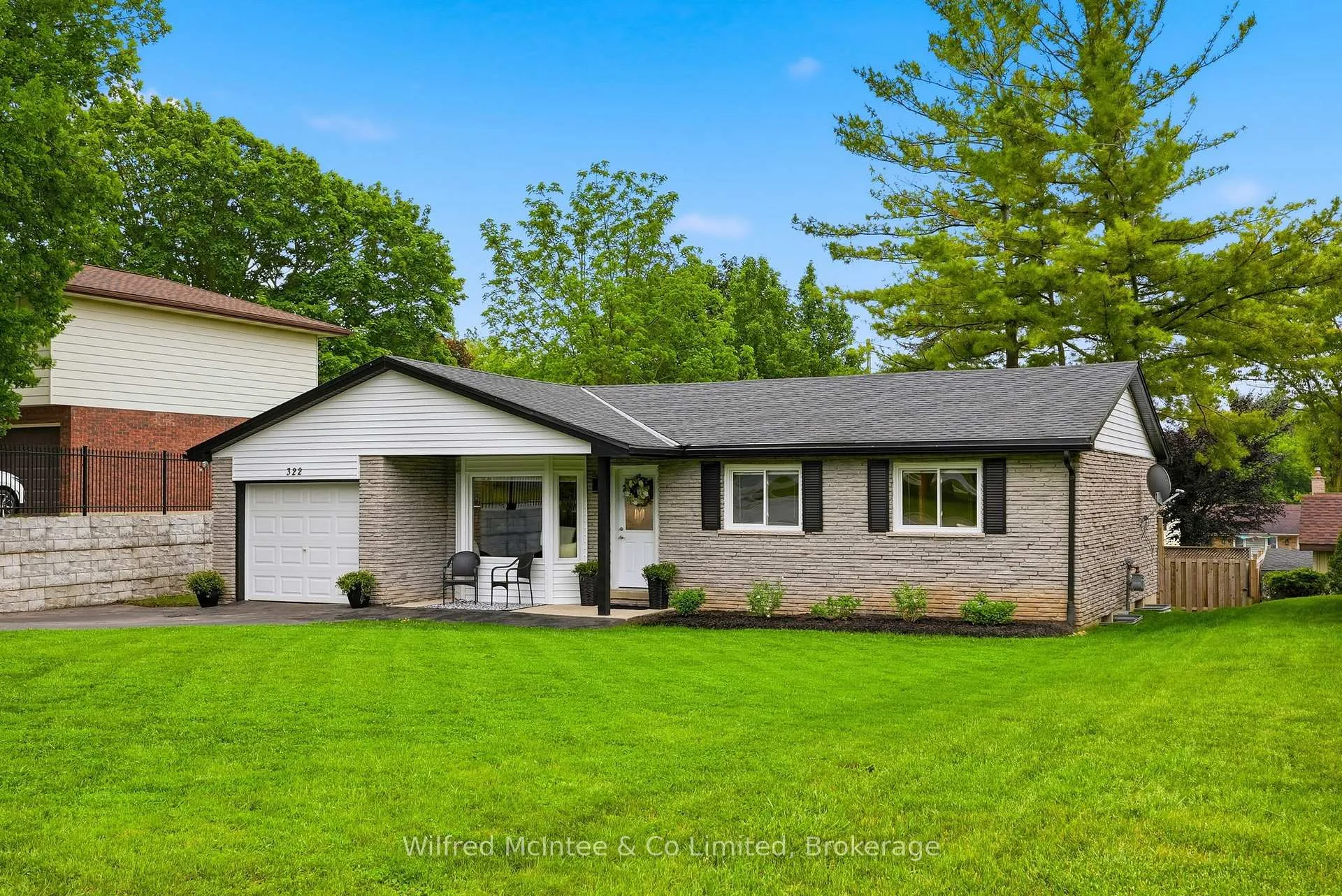 Photo 5 of 322 Thomas Street, Brockton — HOMEH