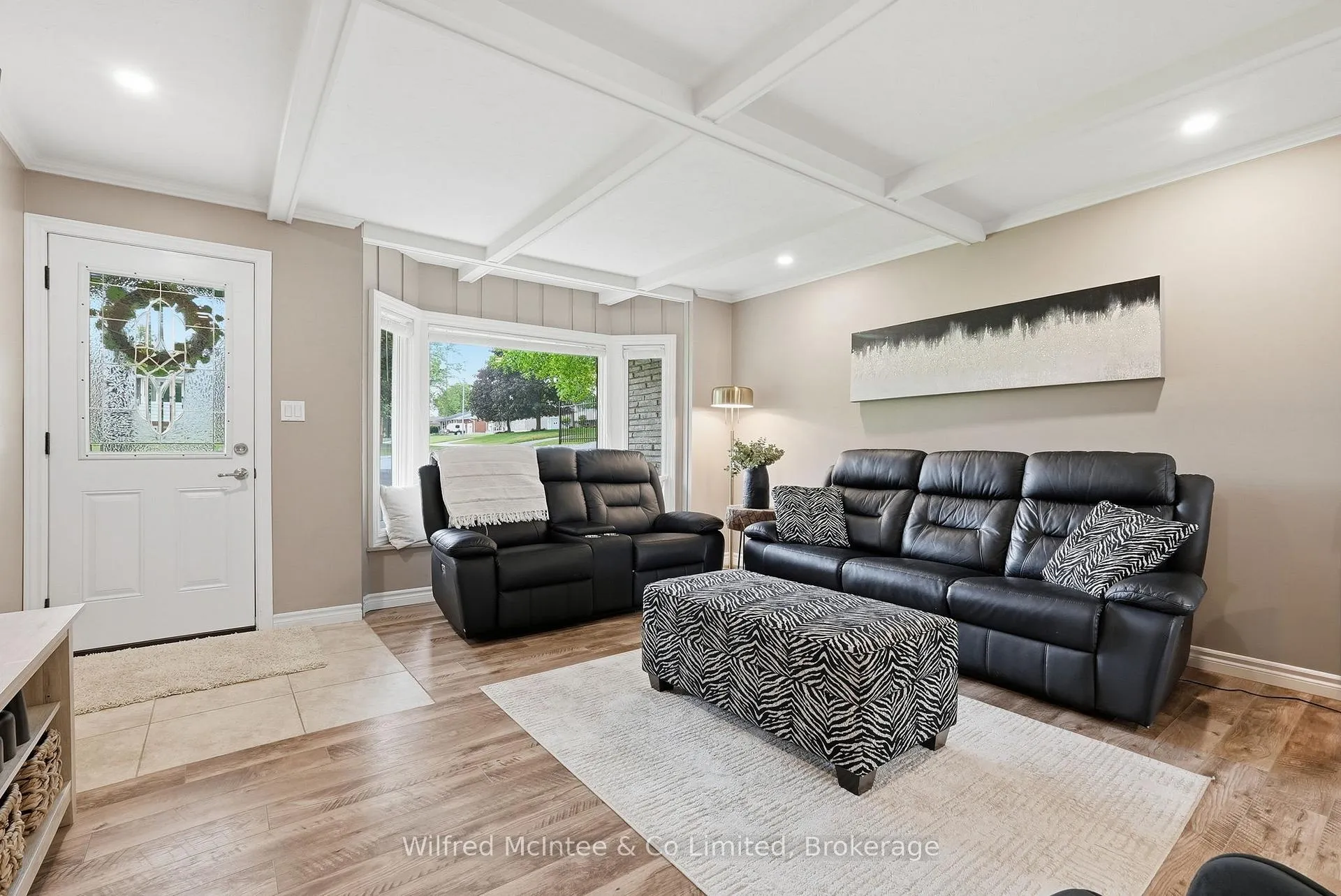 Photo 8 of 322 Thomas Street, Brockton — HOMEH