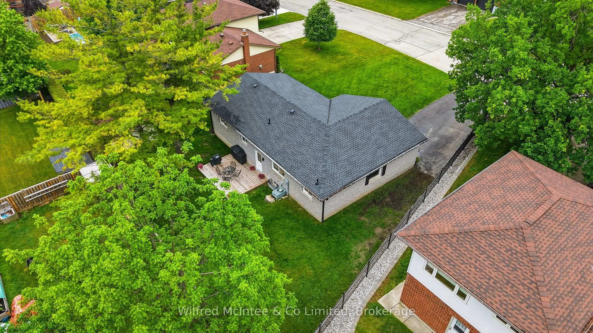 Photo 45 of 322 Thomas Street, Brockton — HOMEH