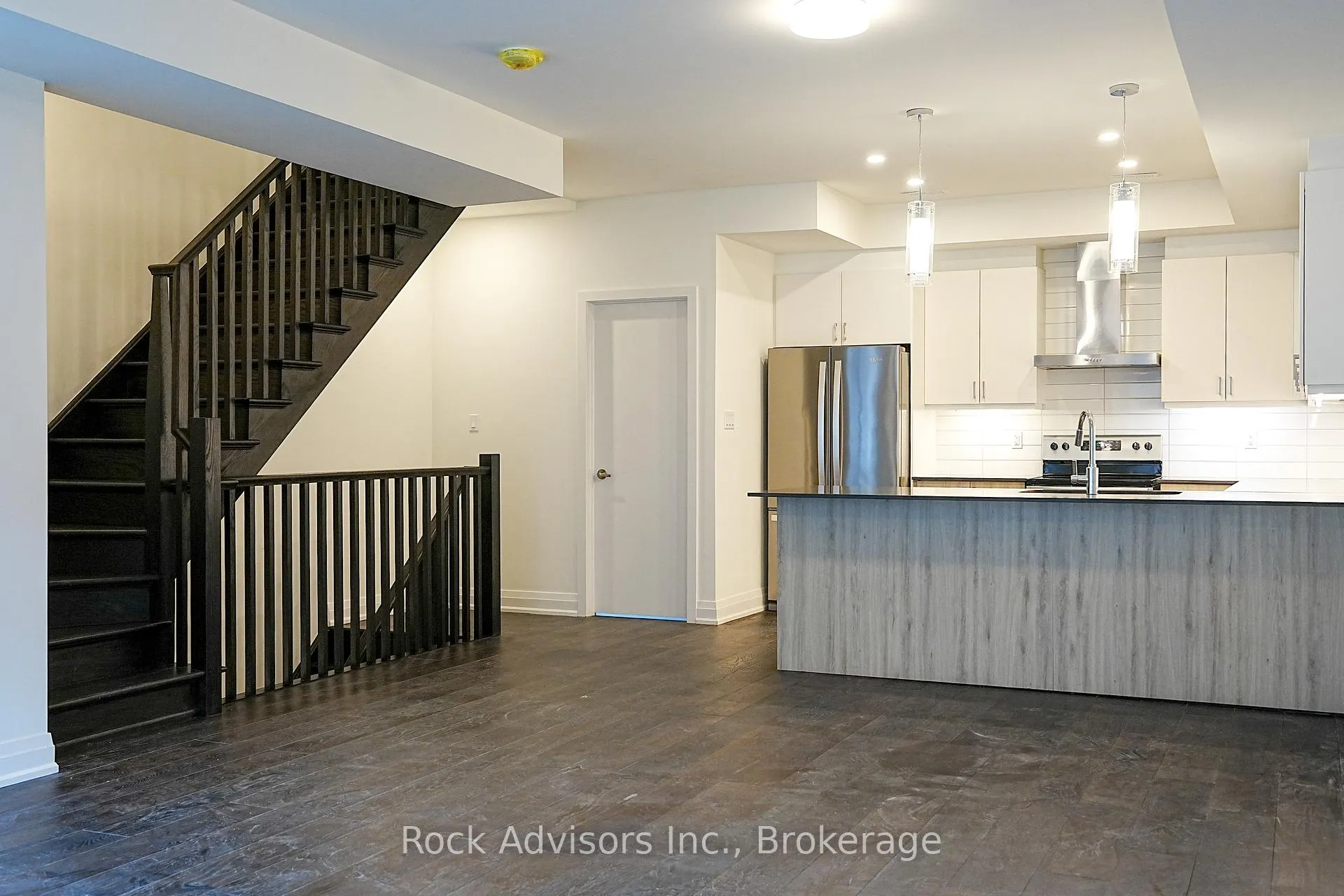 Photo 7 of Unit 5, 258 Hespeler Road, Cambridge, Galt City Centre — HOMEH