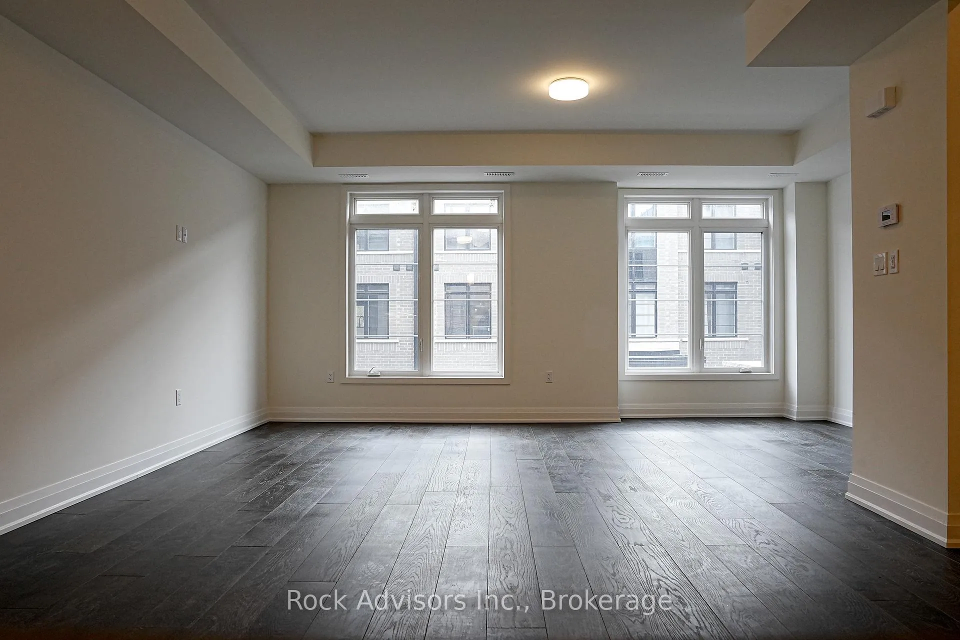 Photo 8 of Unit 5, 258 Hespeler Road, Cambridge, Galt City Centre — HOMEH