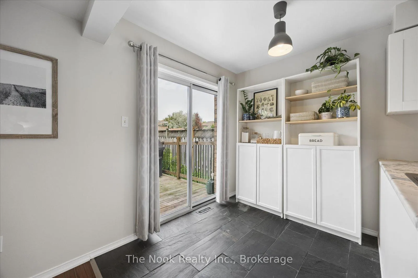 Photo 11 of 77 Somerscales Drive, Clarington, Bowmanville — HOMEH