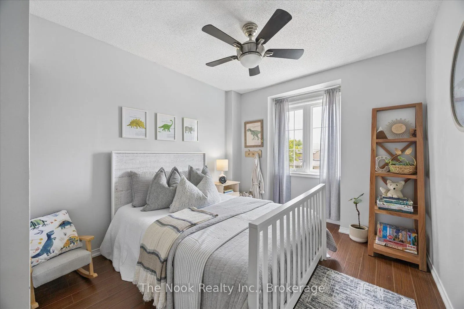 Photo 16 of 77 Somerscales Drive, Clarington, Bowmanville — HOMEH
