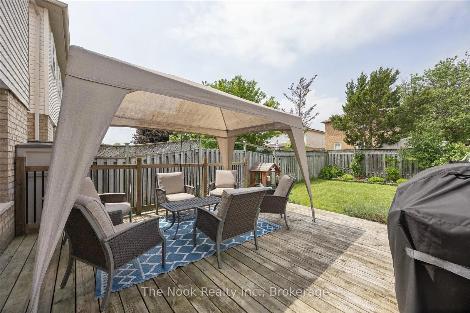 Photo 18 of 77 Somerscales Drive, Clarington, Bowmanville — HOMEH