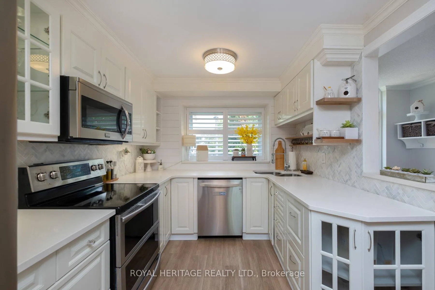 Photo 7 of 1761 Foleyet Crescent, Pickering, Liverpool — HOMEH