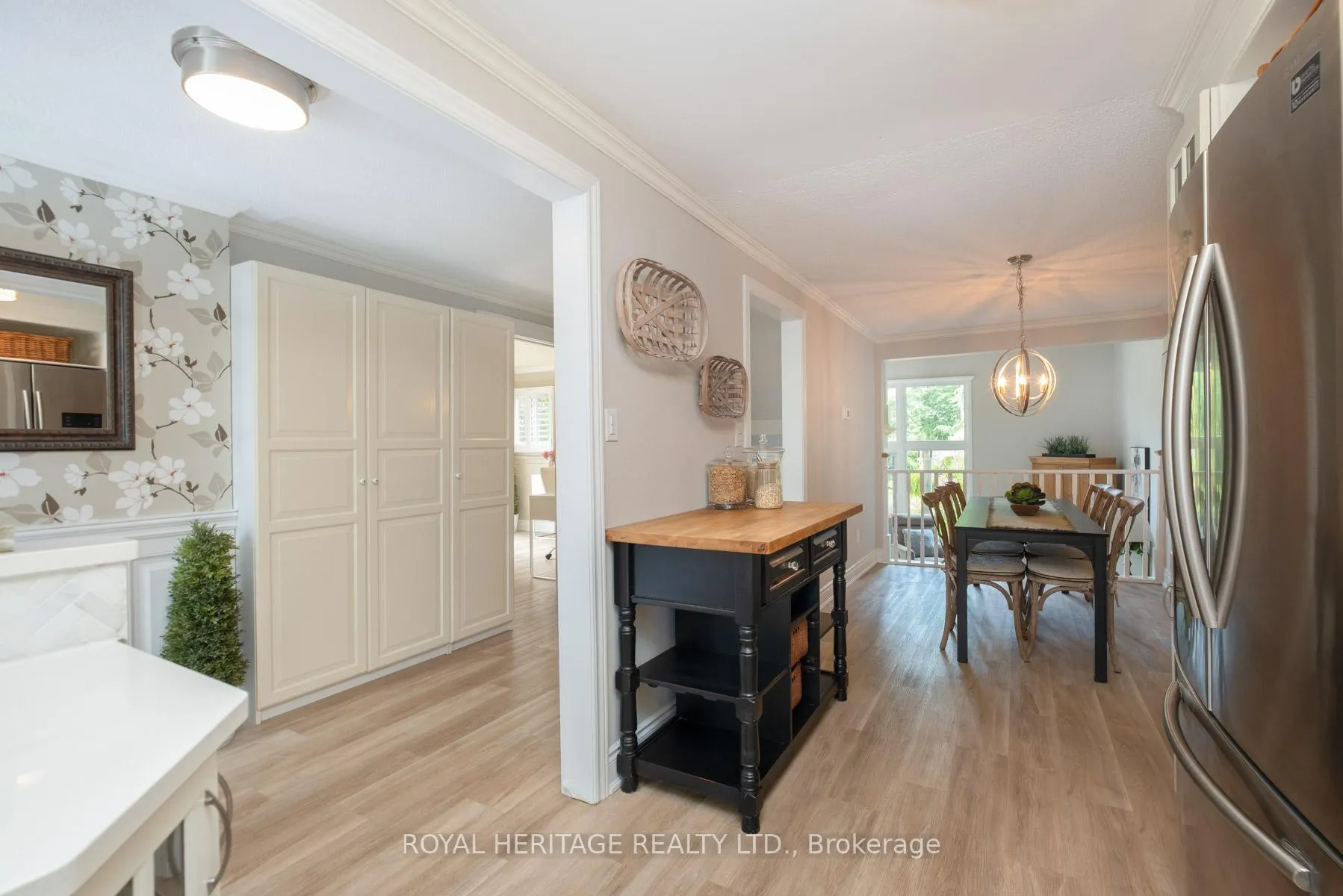 Photo 8 of 1761 Foleyet Crescent, Pickering, Liverpool — HOMEH