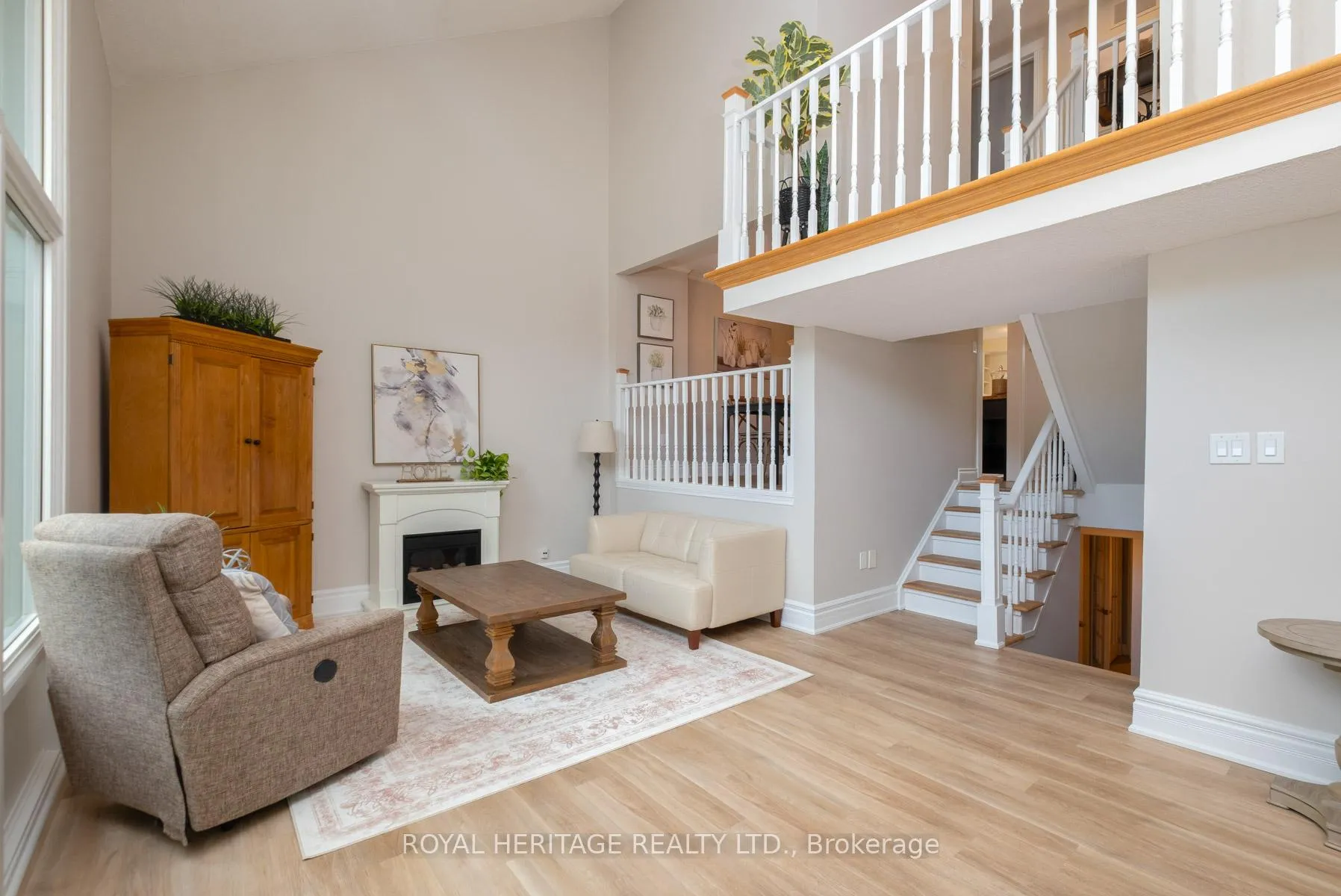 Photo 12 of 1761 Foleyet Crescent, Pickering, Liverpool — HOMEH
