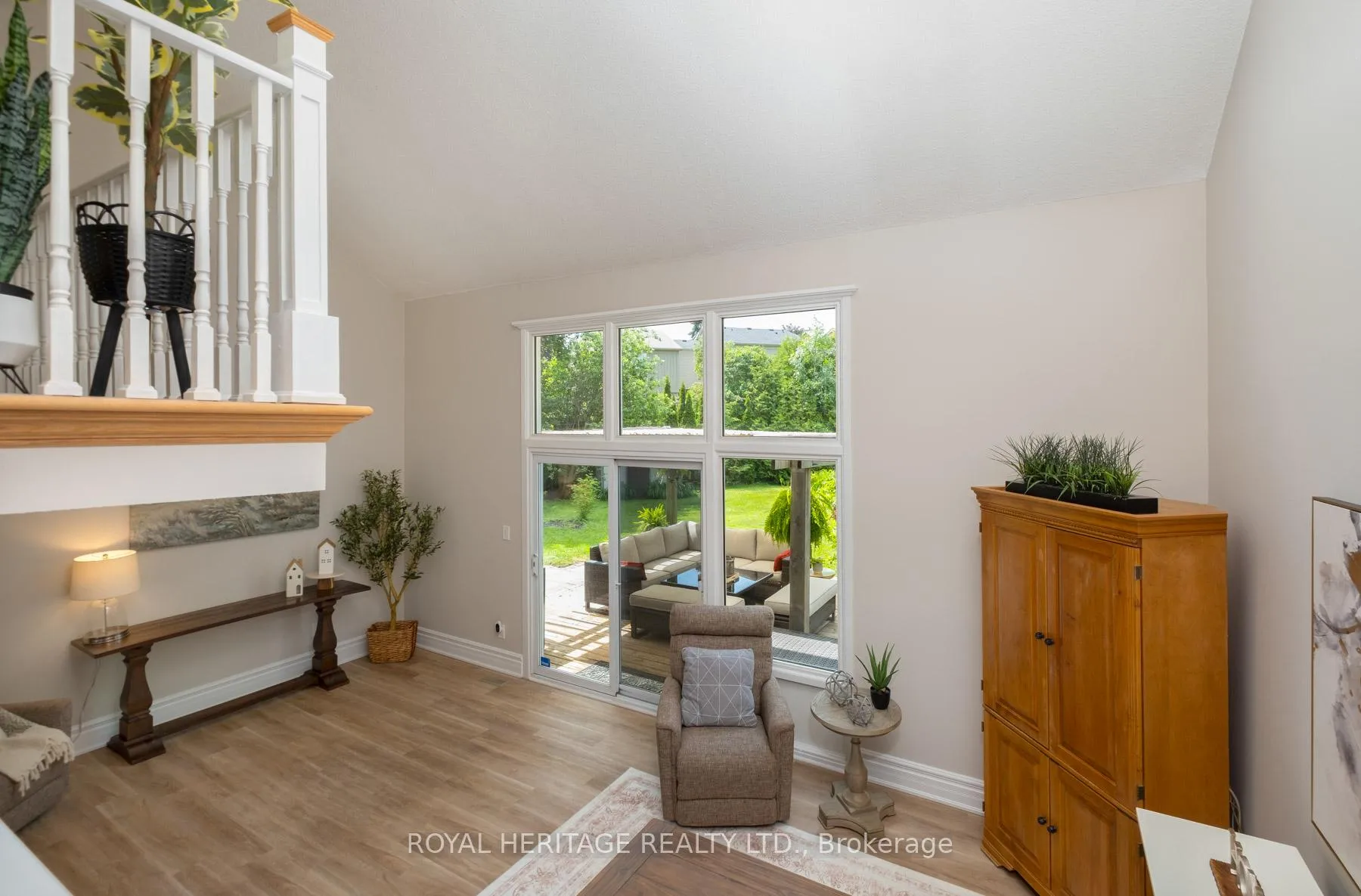 Photo 14 of 1761 Foleyet Crescent, Pickering, Liverpool — HOMEH