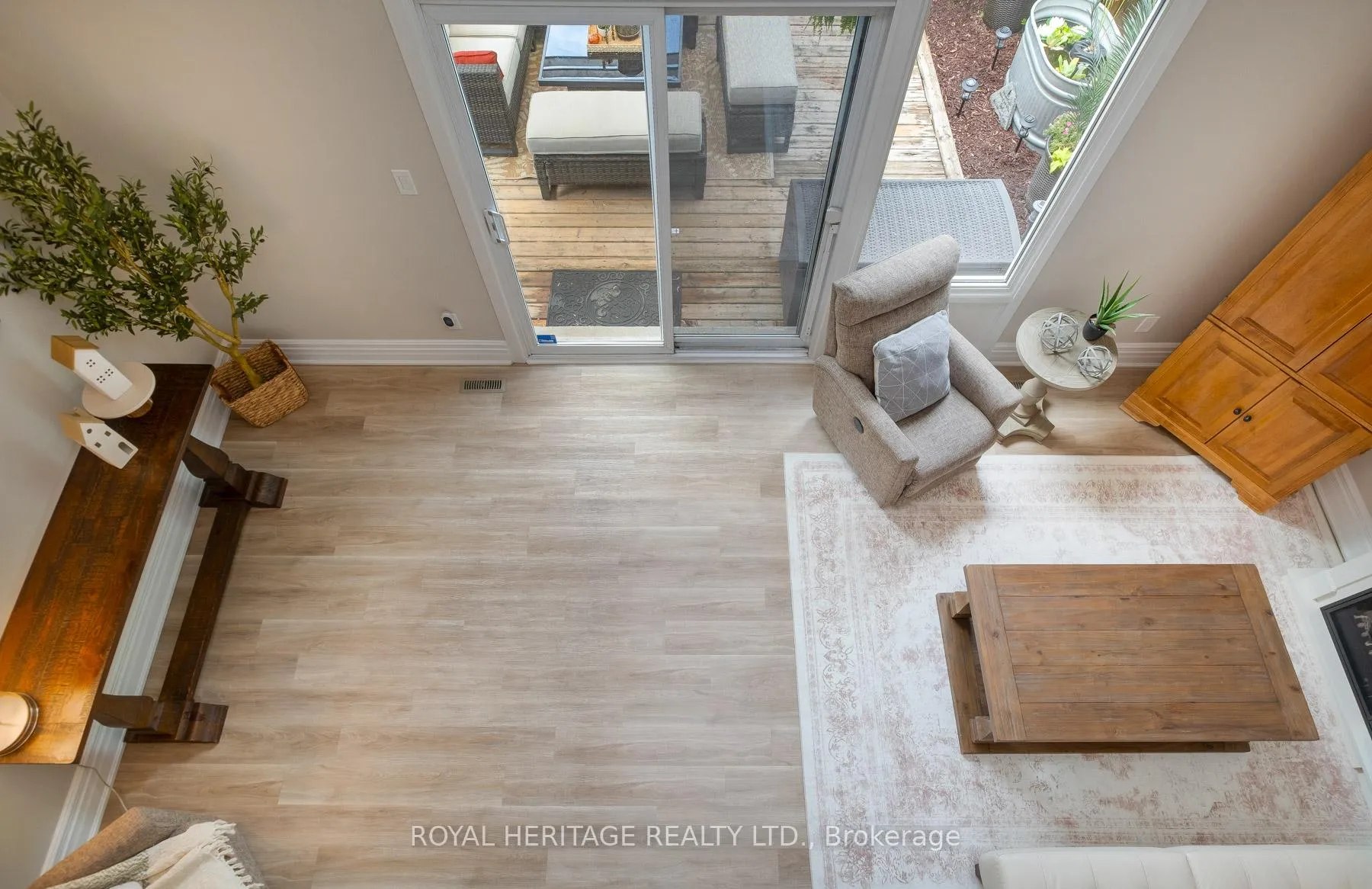 Photo 17 of 1761 Foleyet Crescent, Pickering, Liverpool — HOMEH