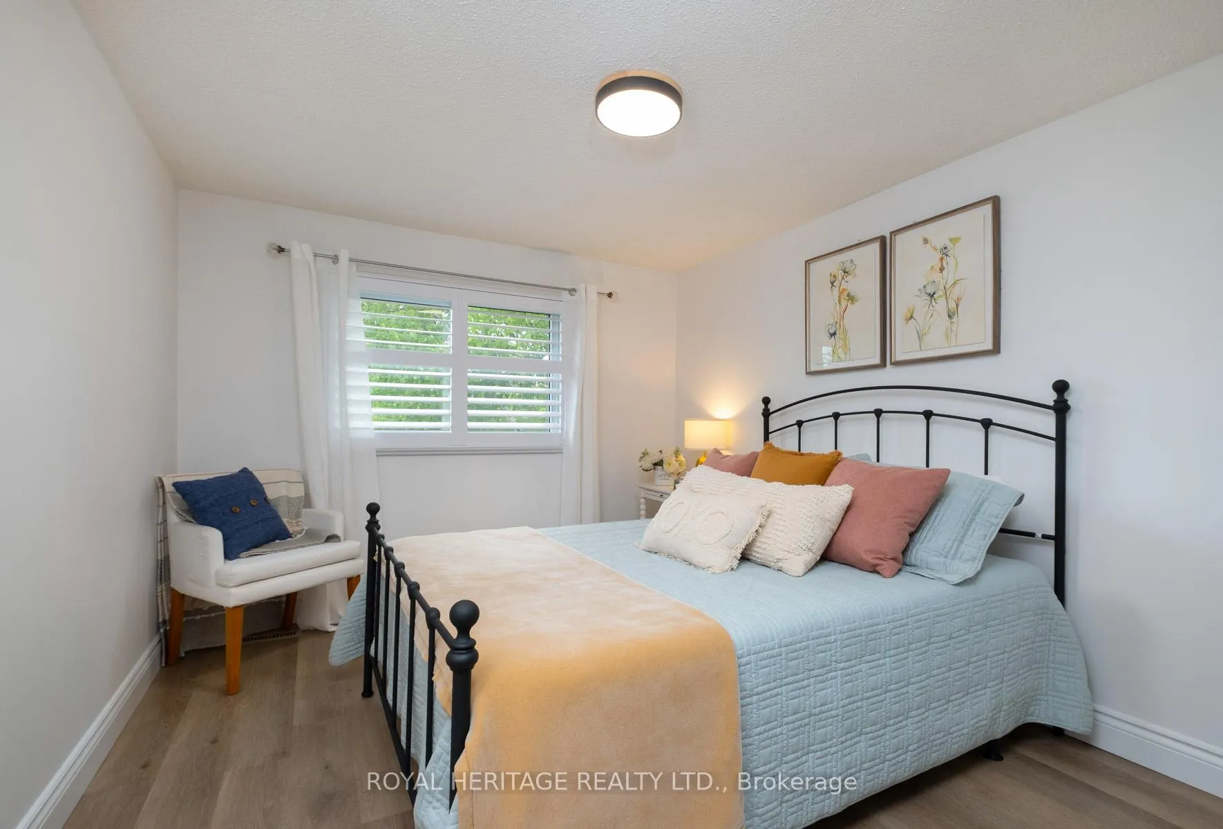 Photo 20 of 1761 Foleyet Crescent, Pickering, Liverpool — HOMEH