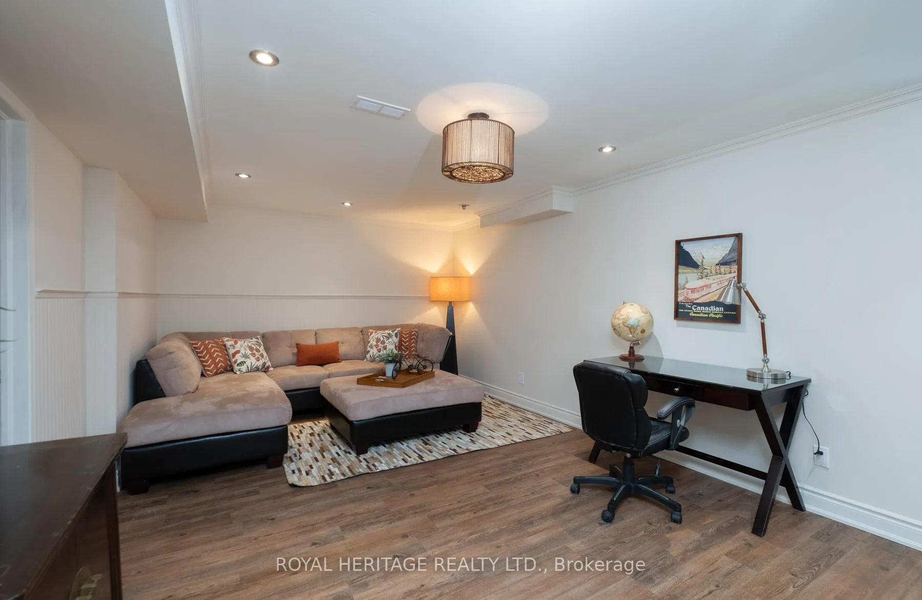 Photo 27 of 1761 Foleyet Crescent, Pickering, Liverpool — HOMEH