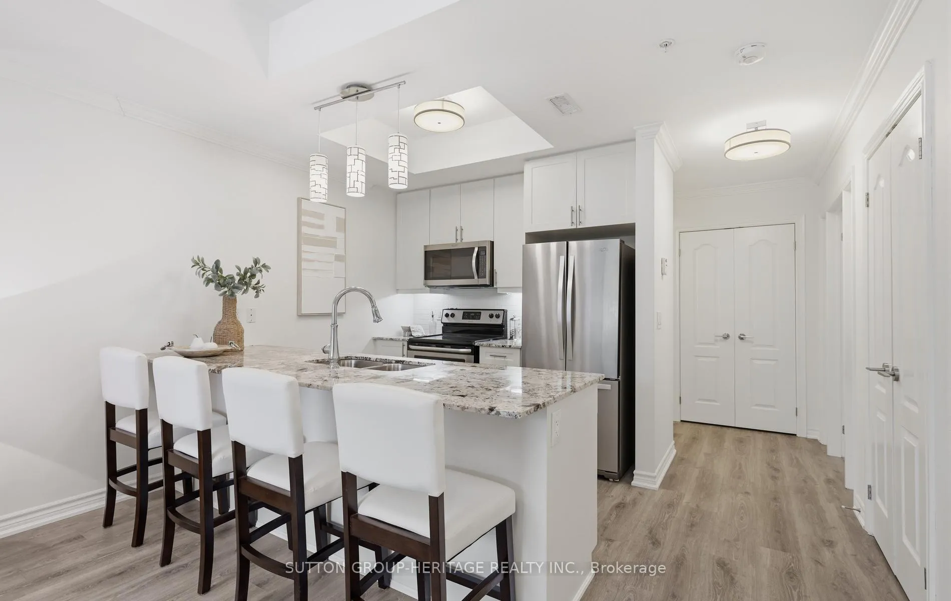 Photo 12 of Unit 213, 680 Gordon Street, Whitby, Port Whitby — HOMEH