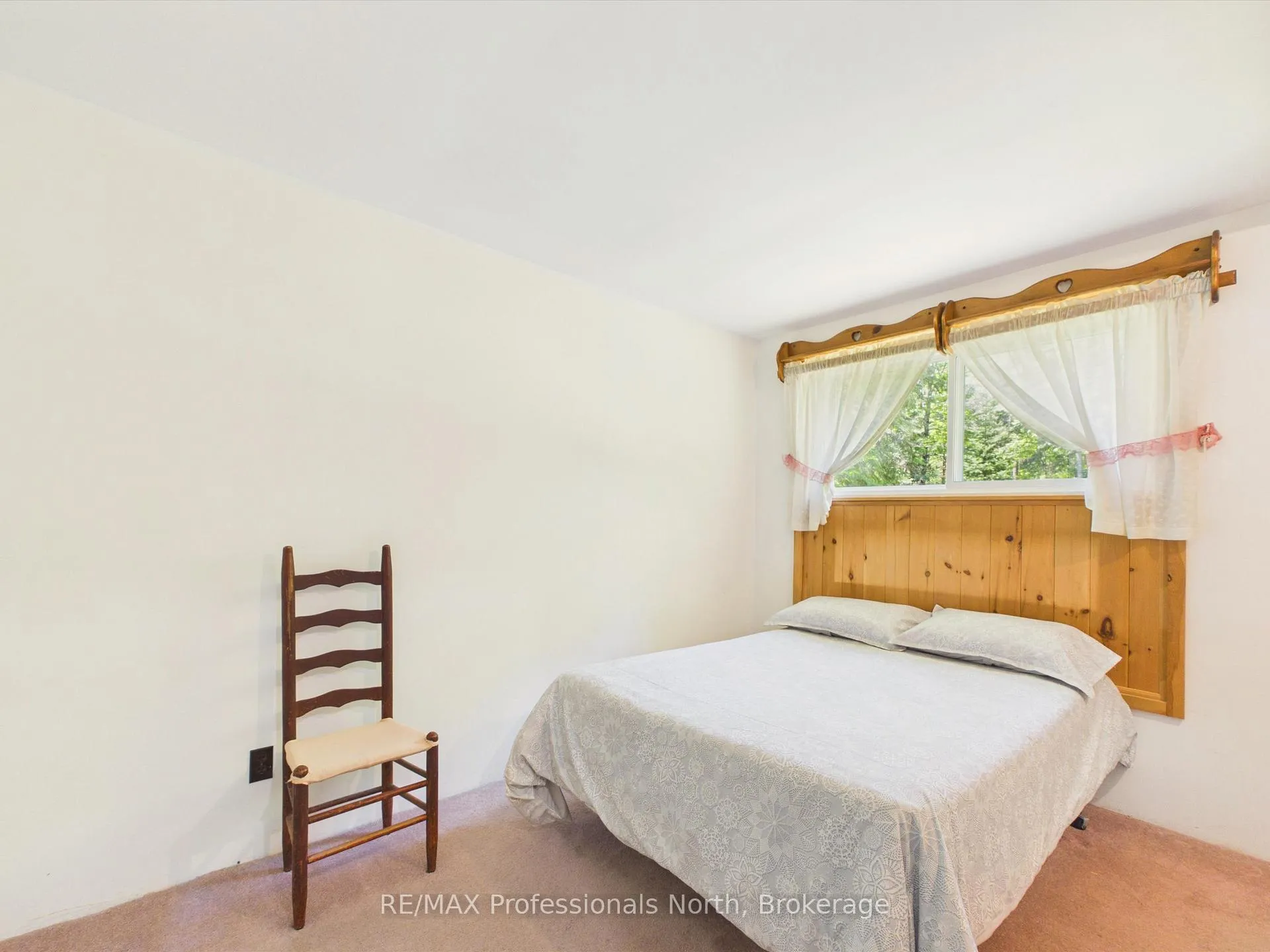 Photo 9 of 950 592 Highway, Perry, Emsdale — HOMEH