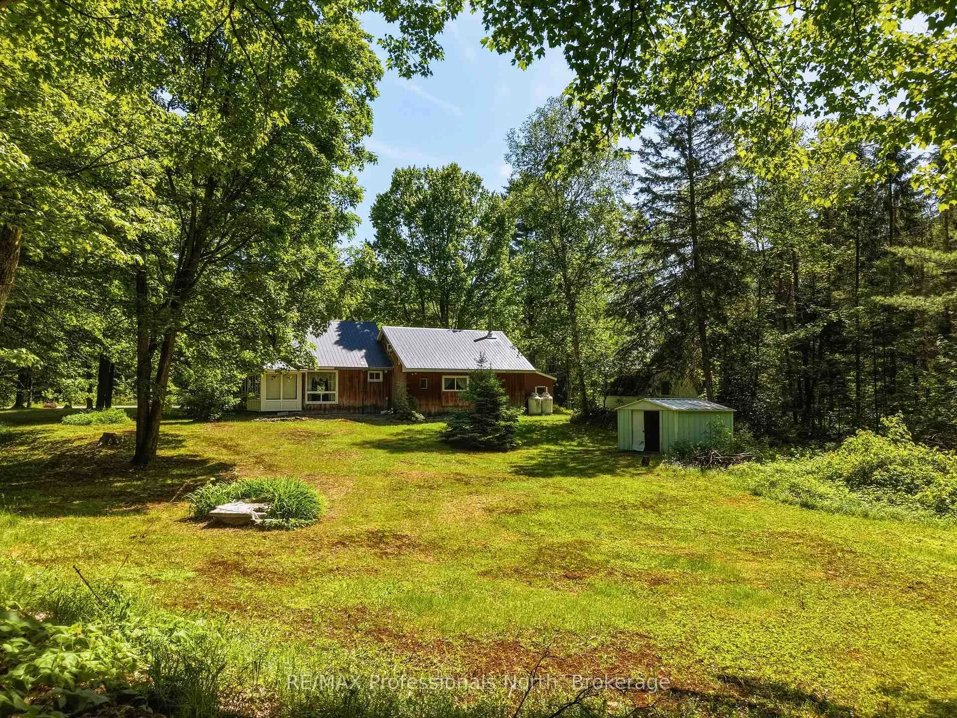 Photo 21 of 950 592 Highway, Perry, Emsdale — HOMEH
