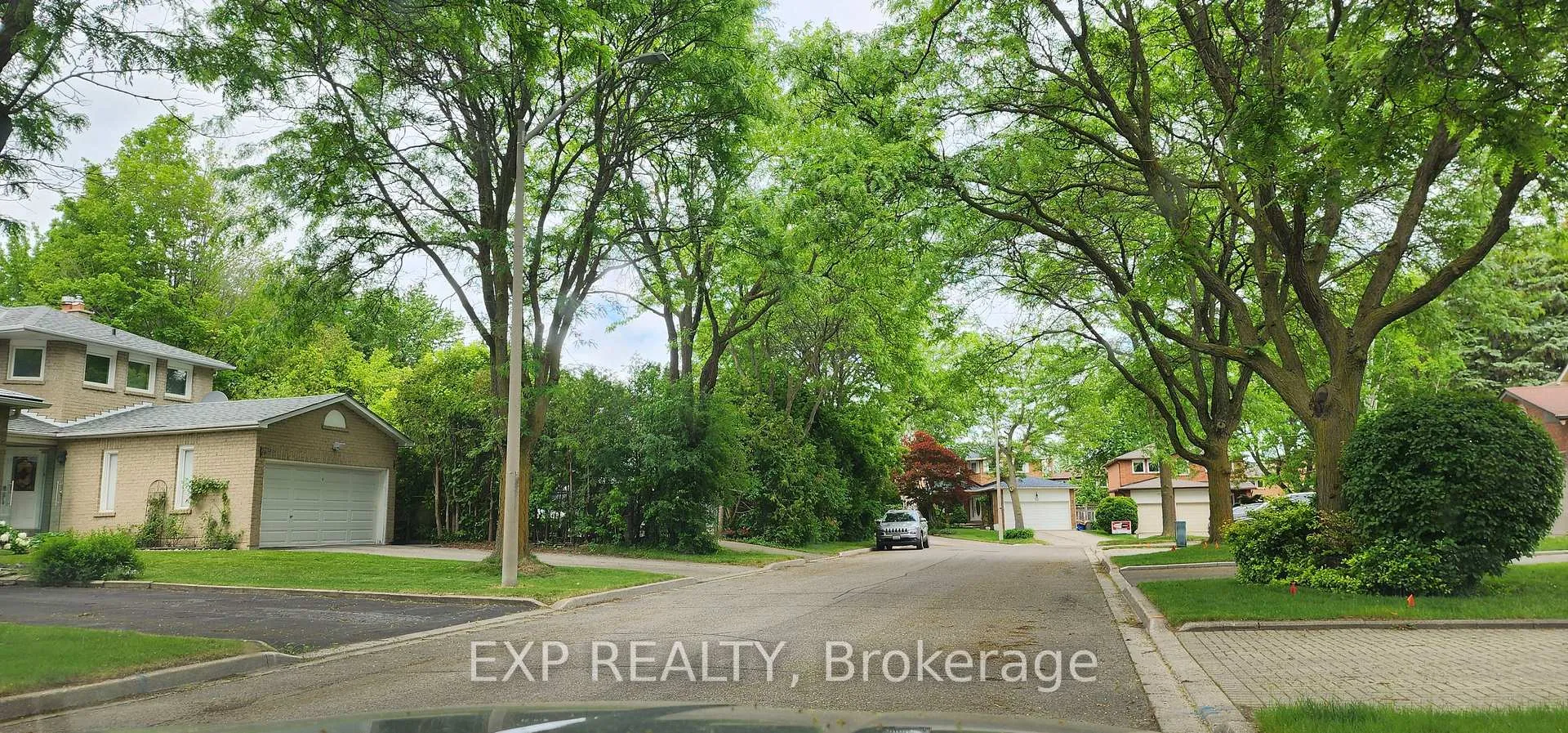 Photo 4 of 39 Timbermill Crescent, Markham, Raymerville — HOMEH