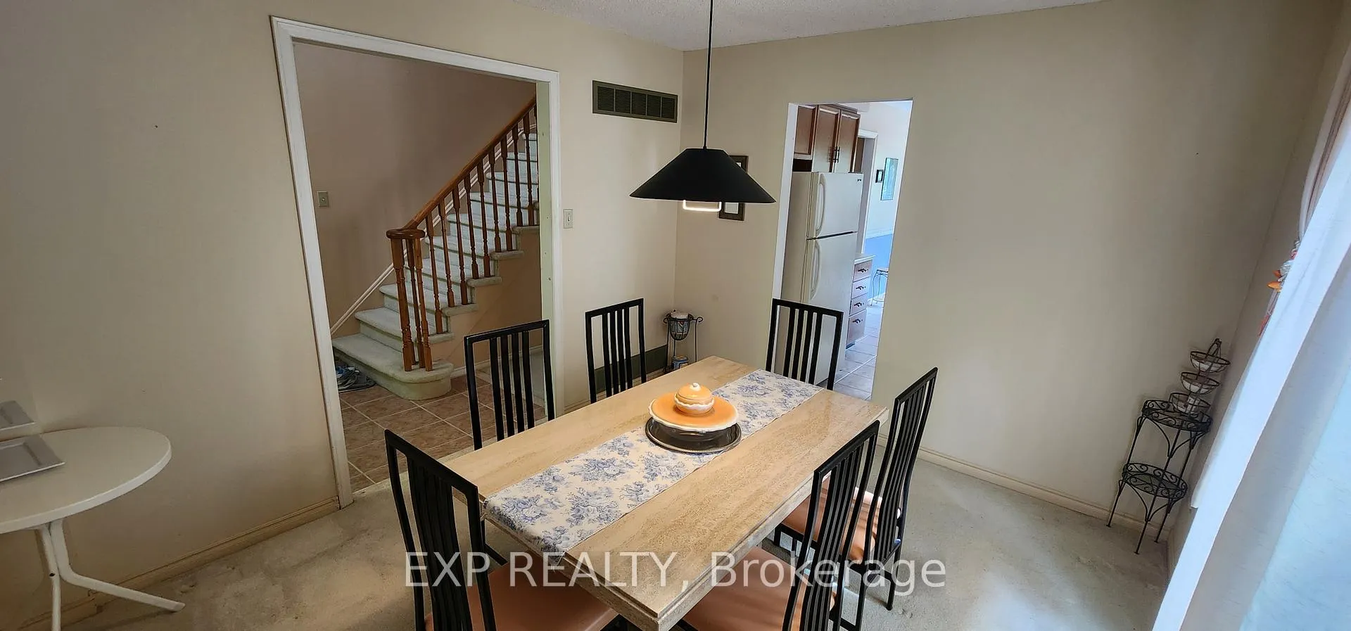 Photo 10 of 39 Timbermill Crescent, Markham, Raymerville — HOMEH