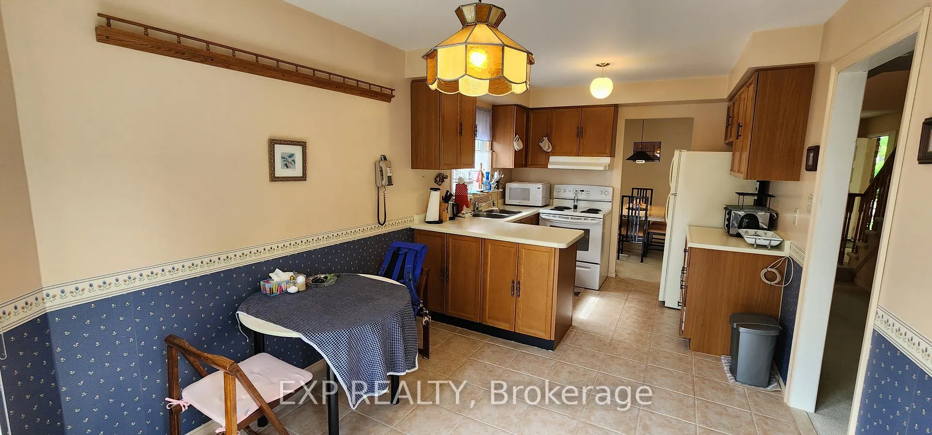 Photo 17 of 39 Timbermill Crescent, Markham, Raymerville — HOMEH
