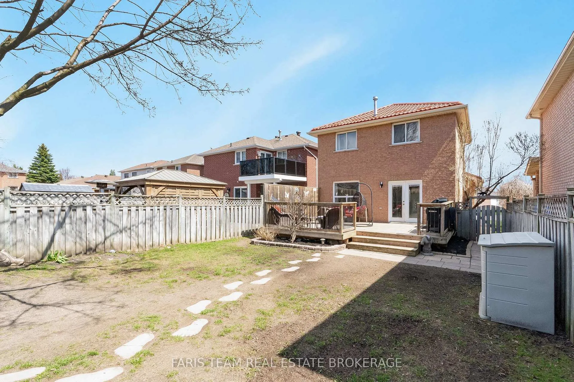 Photo 39 of 14 Nightingale Crescent, Barrie, Painswick South — HOMEH