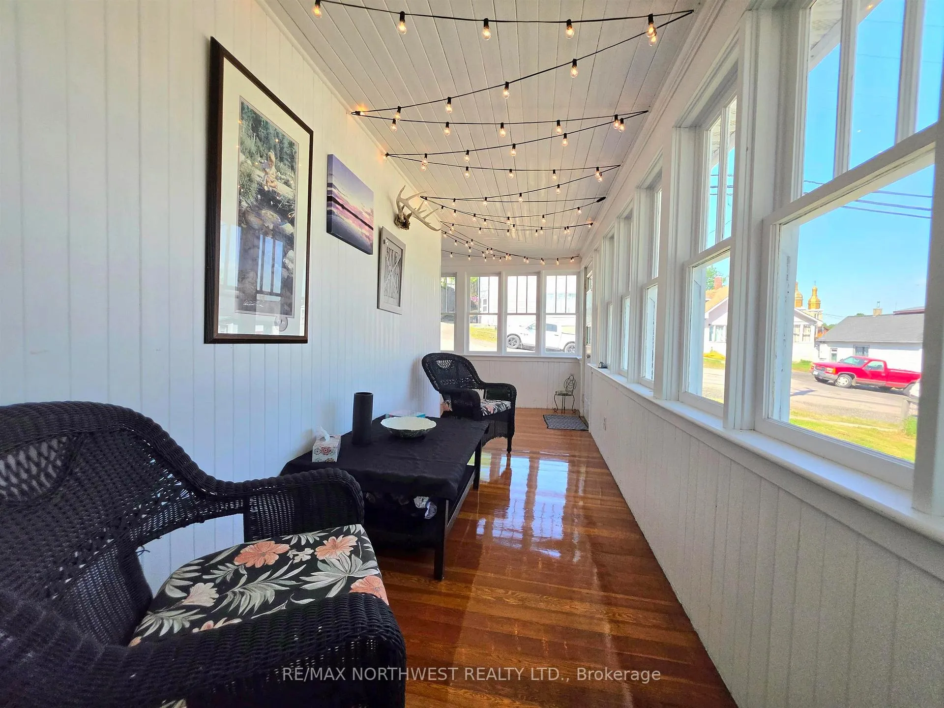 Photo 24 of 409 Third Street North, Kenora, North End — HOMEH