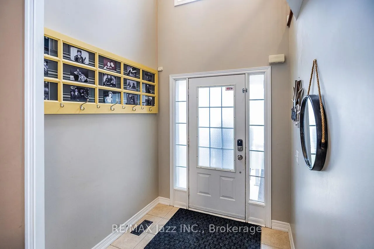 Photo 6 of 174 Southfield Avenue, Clarington, Courtice — HOMEH