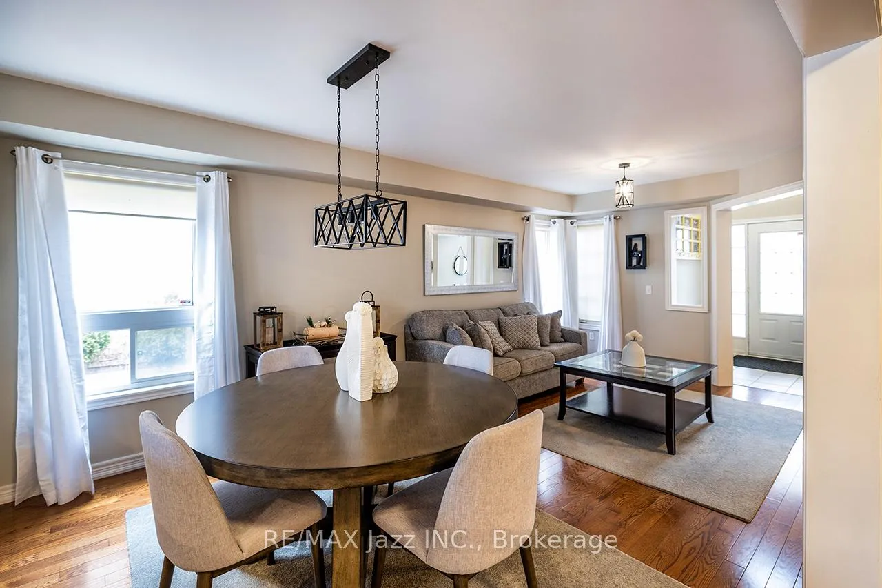Photo 12 of 174 Southfield Avenue, Clarington, Courtice — HOMEH
