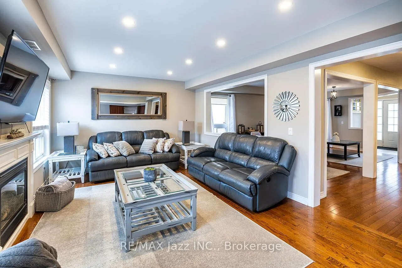 Photo 15 of 174 Southfield Avenue, Clarington, Courtice — HOMEH