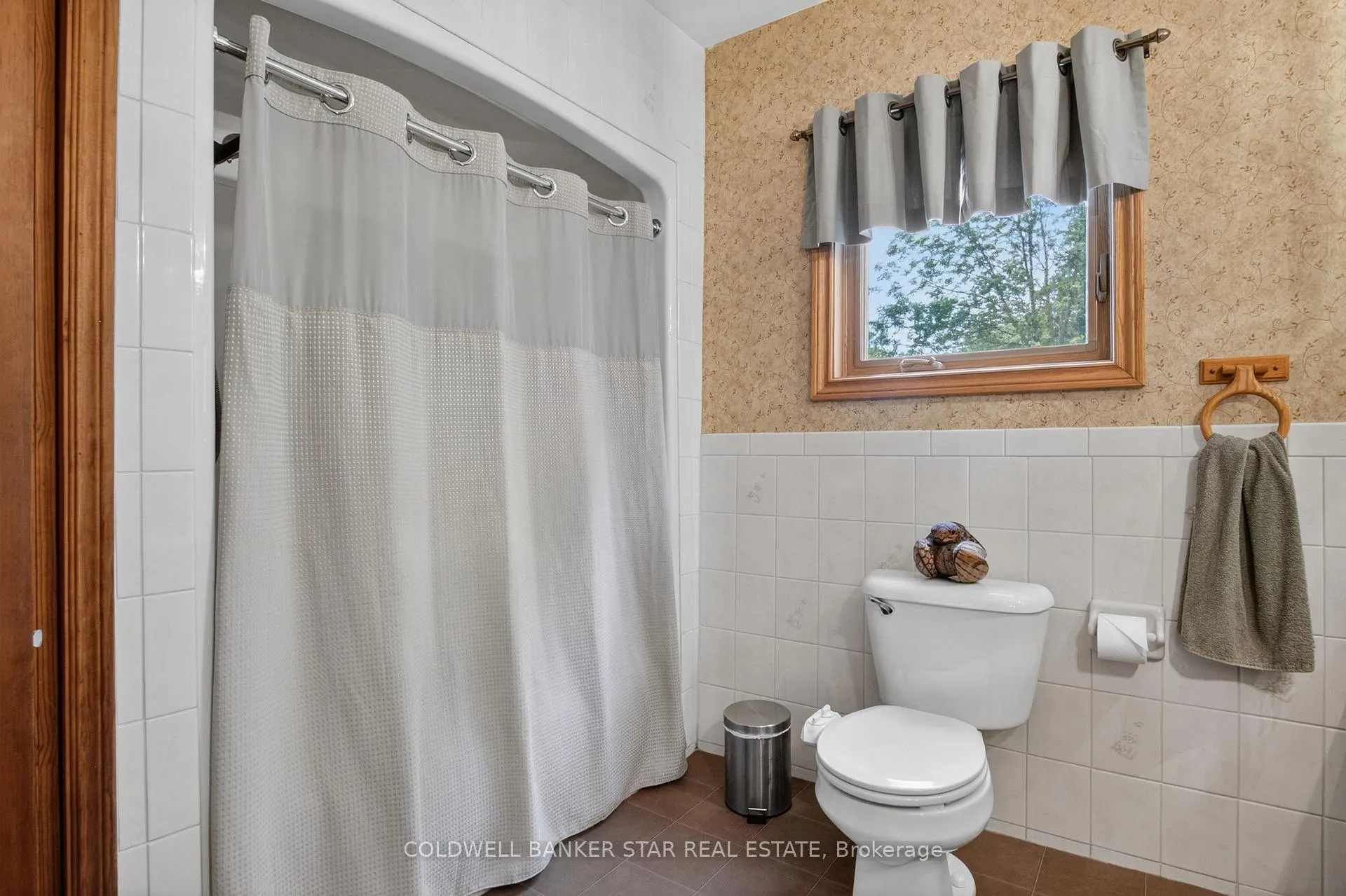 Photo 6 of 34959 Third Line, Southwold, Rural Southwold — HOMEH