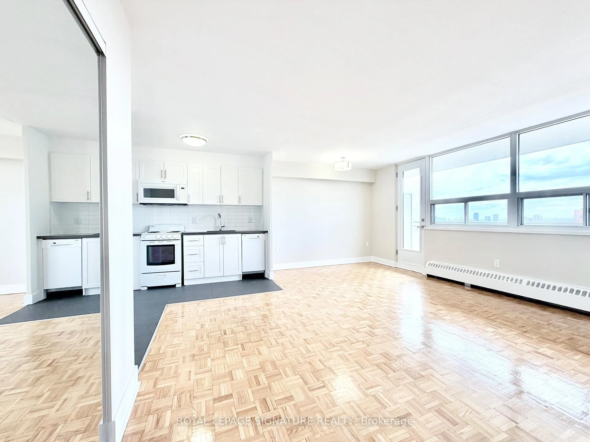 Photo 13 of Unit 1103, 1500 Bathurst Street, Toronto, Humewood-Cedarvale — HOMEH