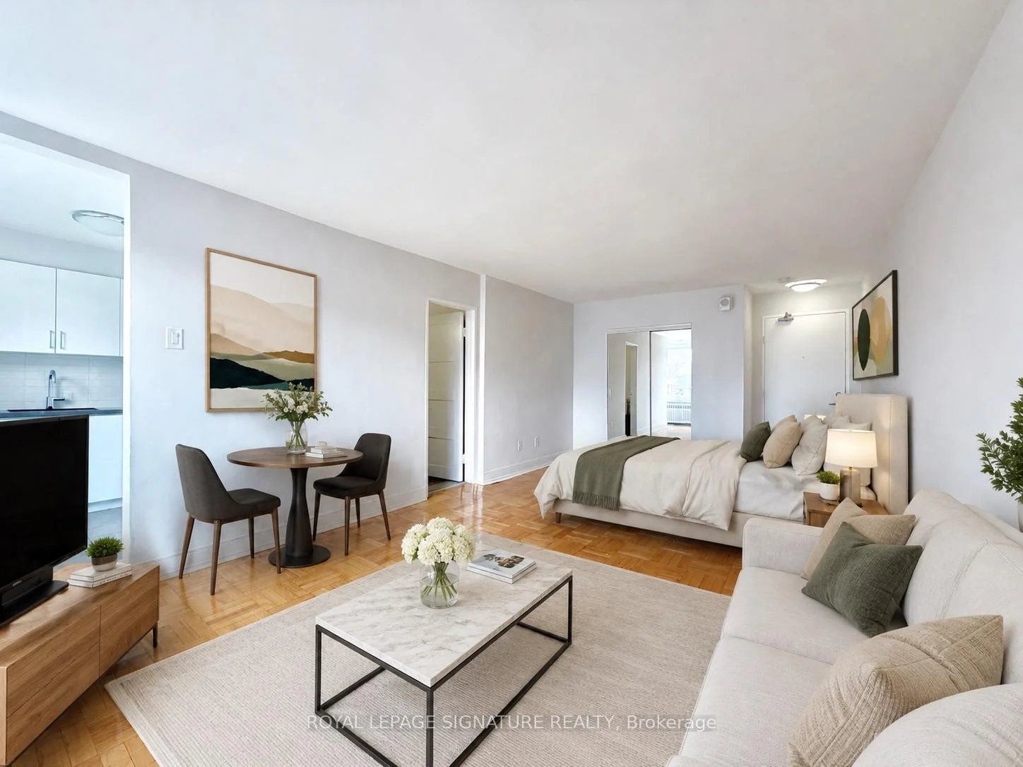 Front of Unit 402, 1545 Bathurst Street