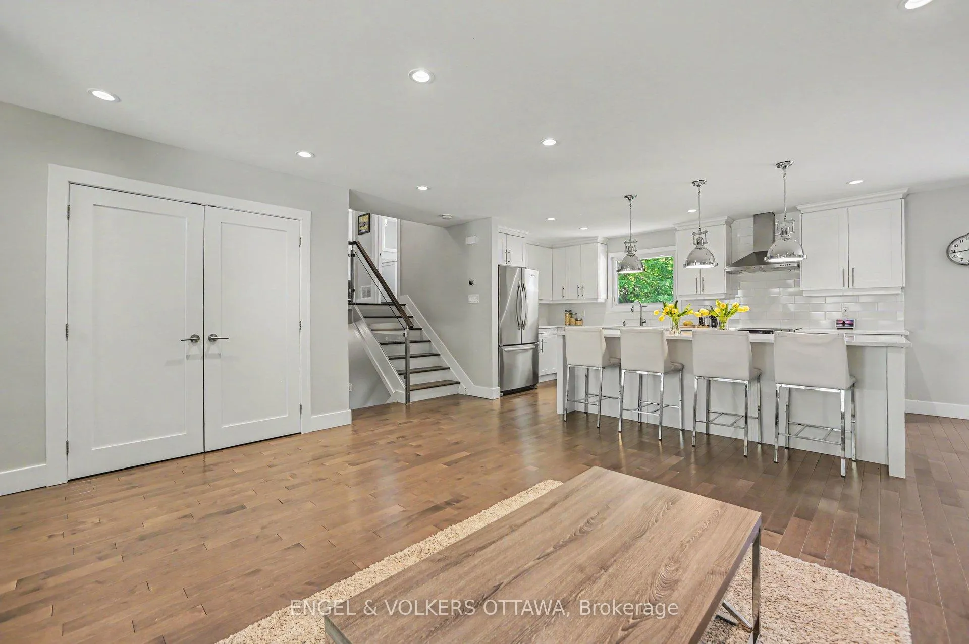 Photo 4 of 1299 Alloway Crescent, Ottawa, Carson Meadows — HOMEH