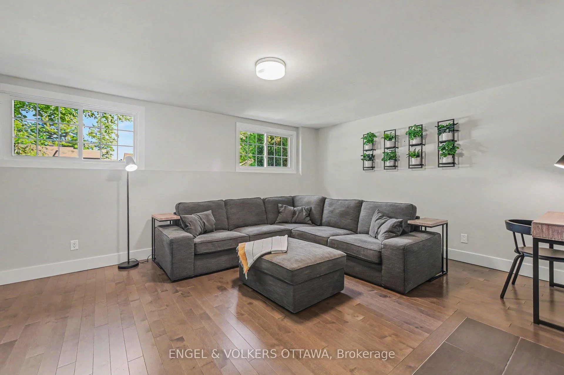 Photo 17 of 1299 Alloway Crescent, Ottawa, Carson Meadows — HOMEH