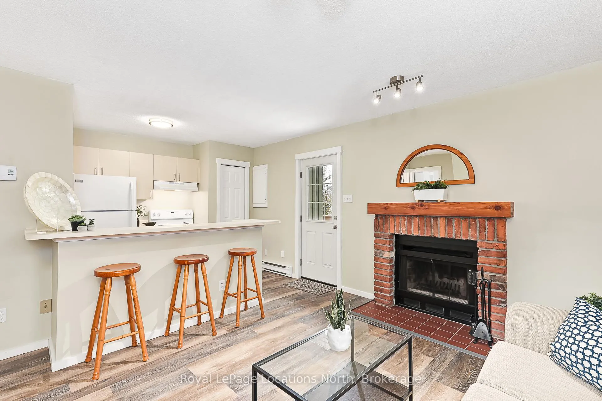 Photo 2 of Unit 47, 19 Dawson Drive, Collingwood — HOMEH