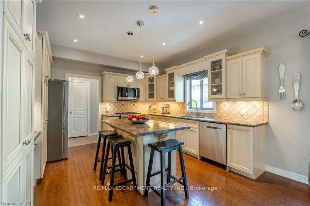 Photo 7 of 2338 Norland Drive, Burlington, Orchard — HOMEH