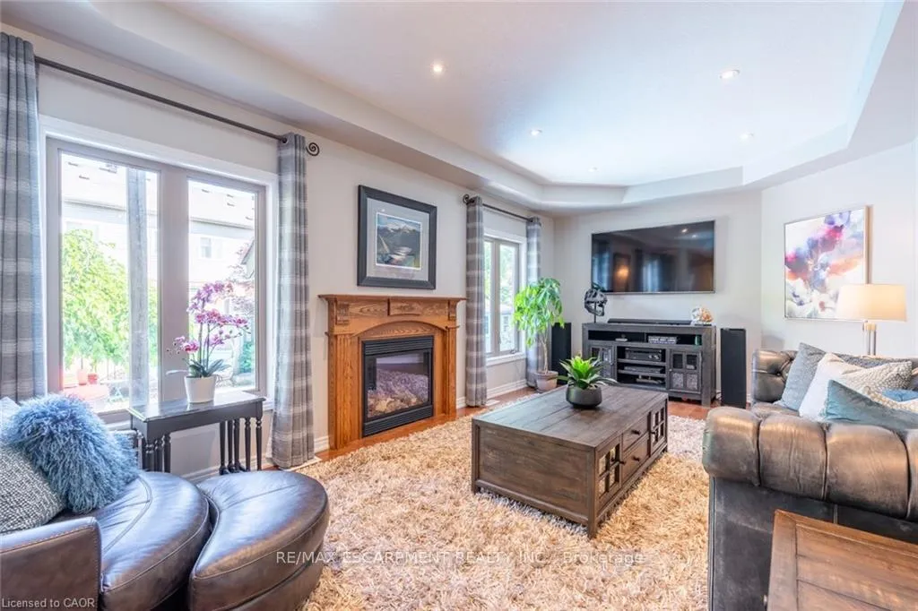 Photo 12 of 2338 Norland Drive, Burlington, Orchard — HOMEH