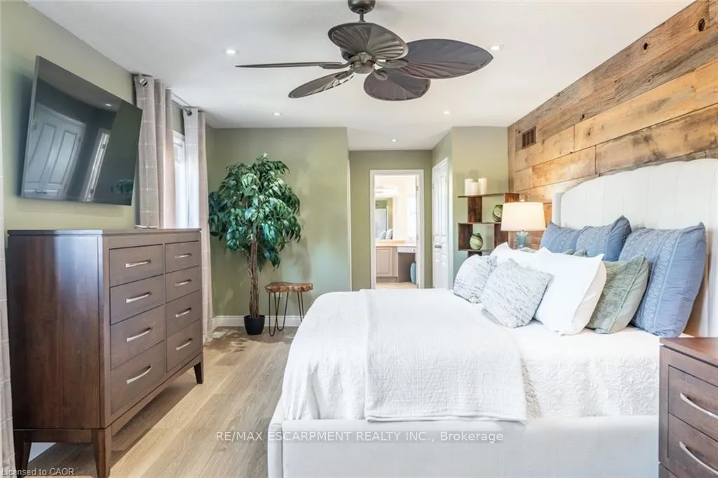 Photo 19 of 2338 Norland Drive, Burlington, Orchard — HOMEH